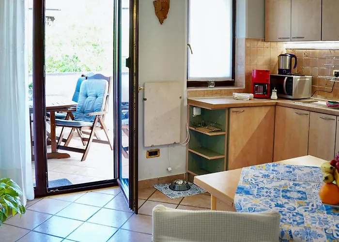 2 Bedroom Cozy In Rovigno